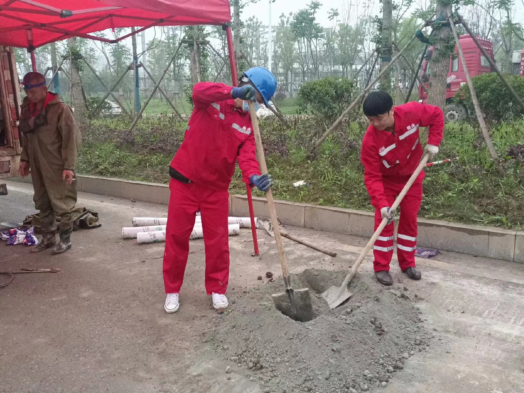 钟祥管道疏通哪家好】及时进行市政管道清淤